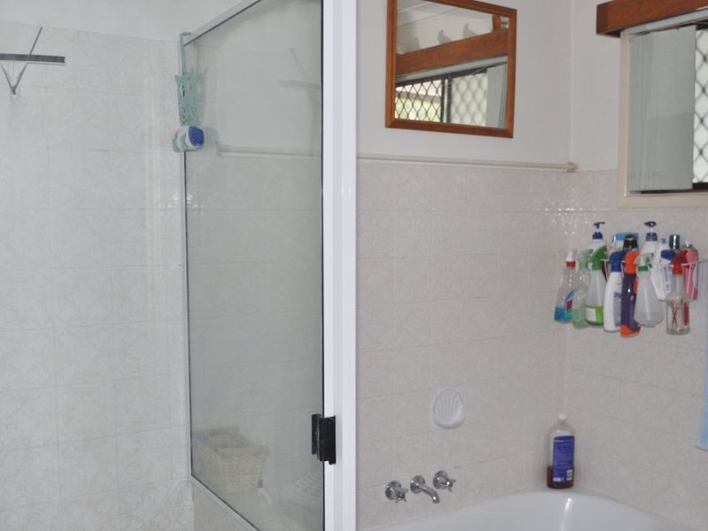7 Robert Street, Loganlea QLD 4131