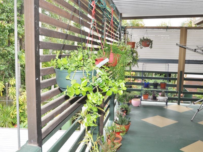 7 Robert Street, Loganlea QLD 4131
