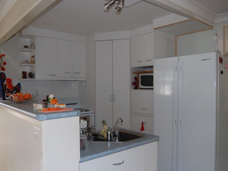 3 CRESTVIEW STREET, Loganlea QLD 4131