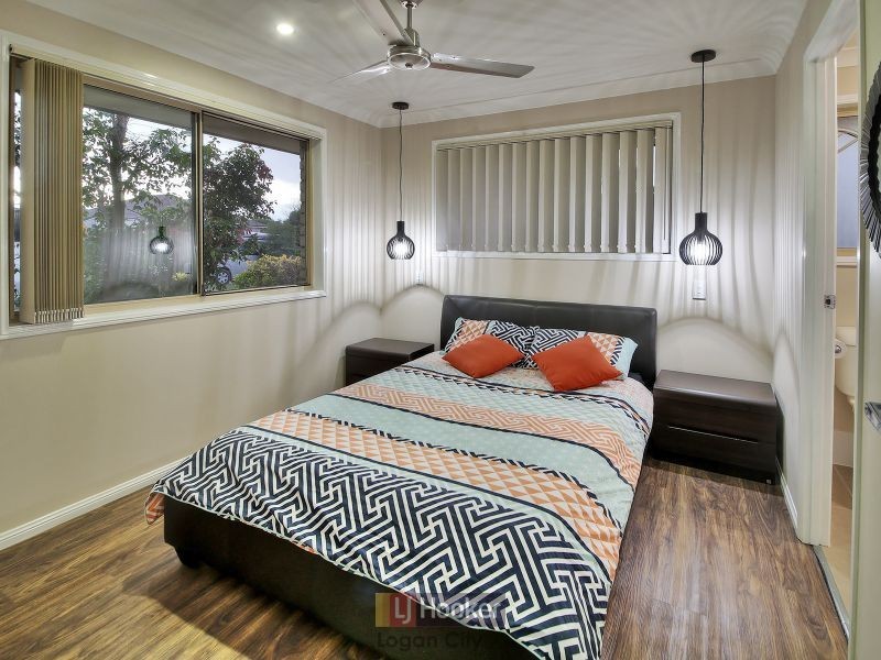 82 Paul Drive, Regents Park QLD 4118