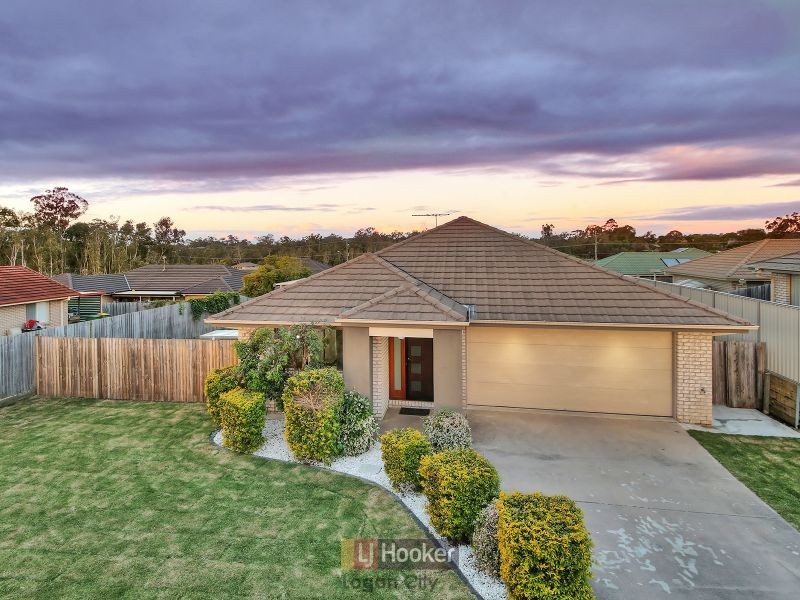 82 Paul Drive, Regents Park QLD 4118