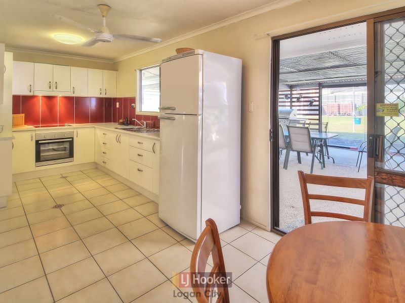 8 Rellam Road, Loganlea QLD 4131