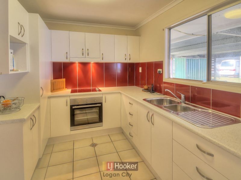 8 Rellam Road, Loganlea QLD 4131