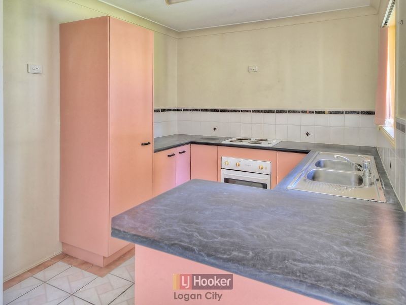 160 First Ave, Marsden QLD 4132