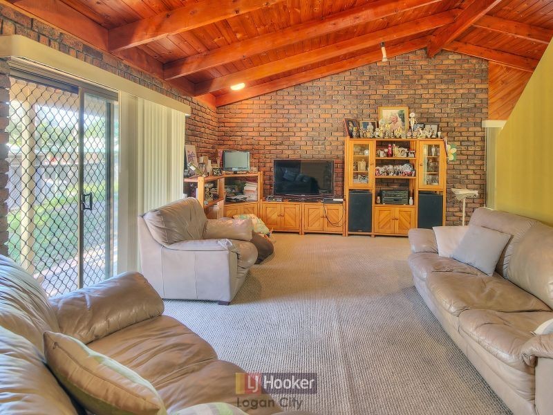 39-41 Station Road, Loganlea QLD 4131