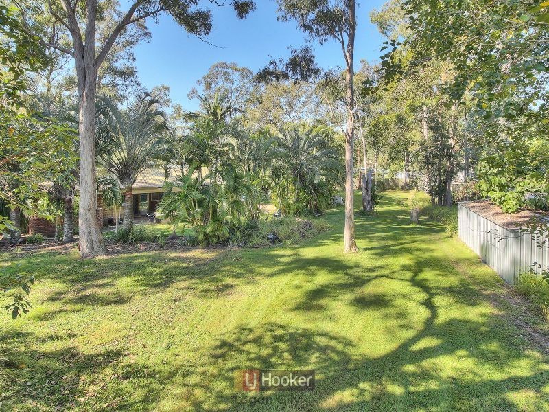 39-41 Station Road, Loganlea QLD 4131