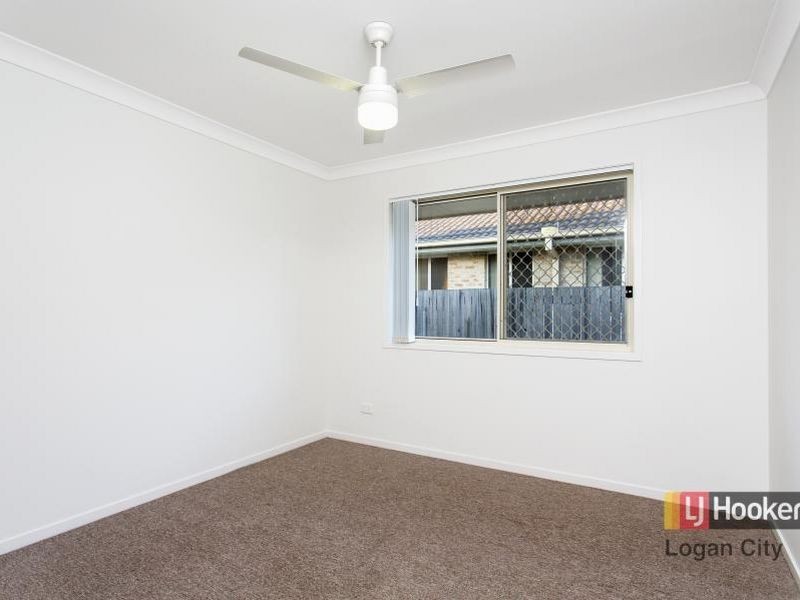 81 Lake Manchester Street, Logan Reserve QLD 4133