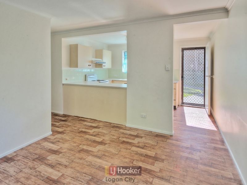 2/279-283 Kingston Road, Logan Central QLD 4114