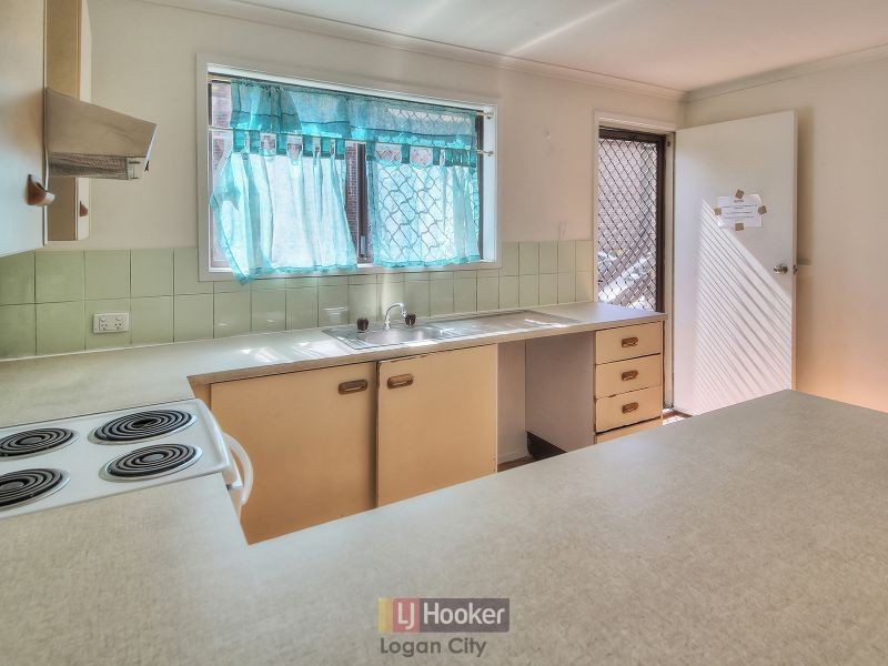2/279-283 Kingston Road, Logan Central QLD 4114