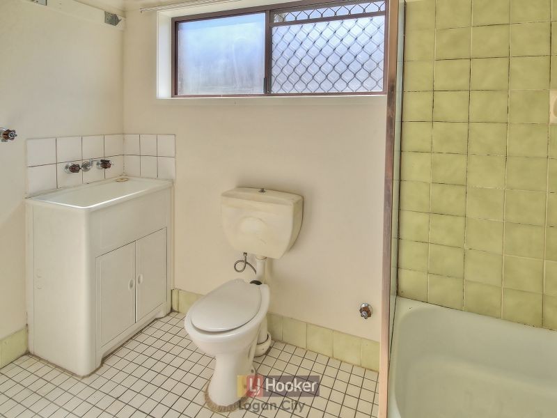 2/279-283 Kingston Road, Logan Central QLD 4114