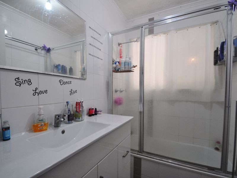 18 Woburn Street, Woodridge QLD 4114