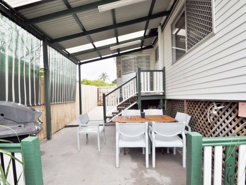 18 Stubbs Rd, Woodridge QLD 4114