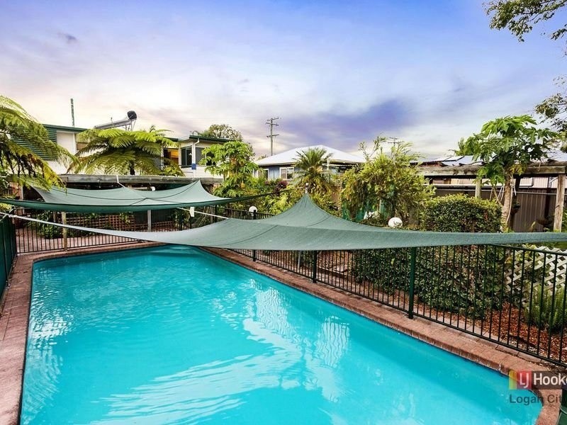 162 North Road, Woodridge QLD 4114