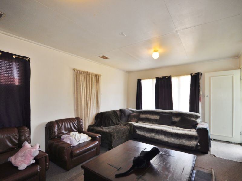 15 Anthony Street, Kingston QLD 4114