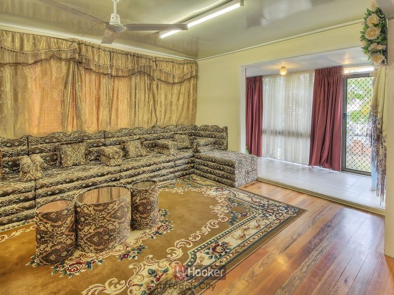 4 Frederick Street, Woodridge QLD 4114