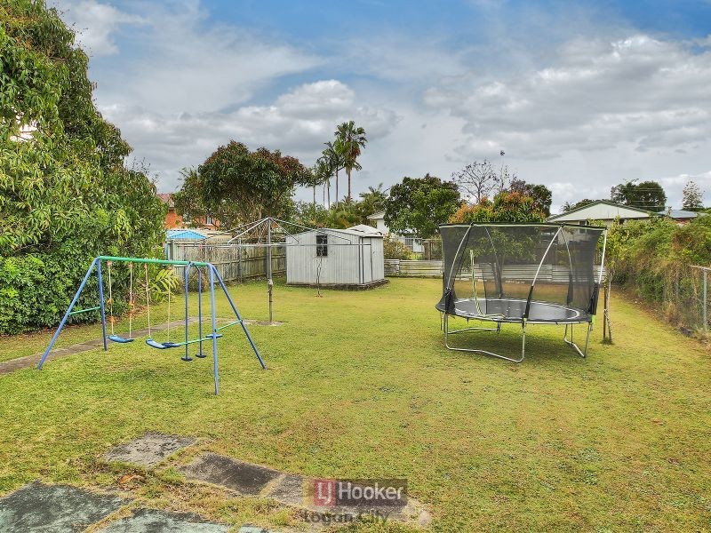 4 Frederick Street, Woodridge QLD 4114