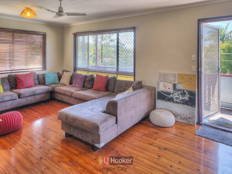 8 Hannam Street, Woodridge QLD 4114