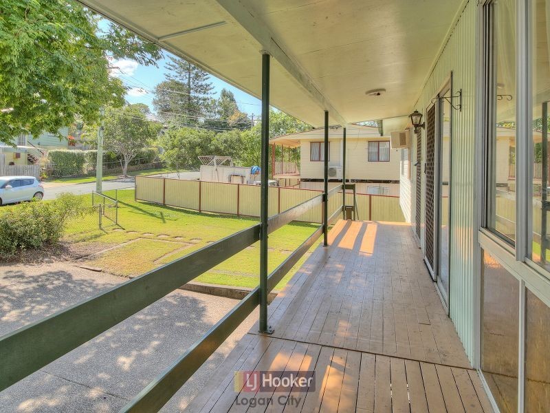 6 Kingston Court, Kingston QLD 4114