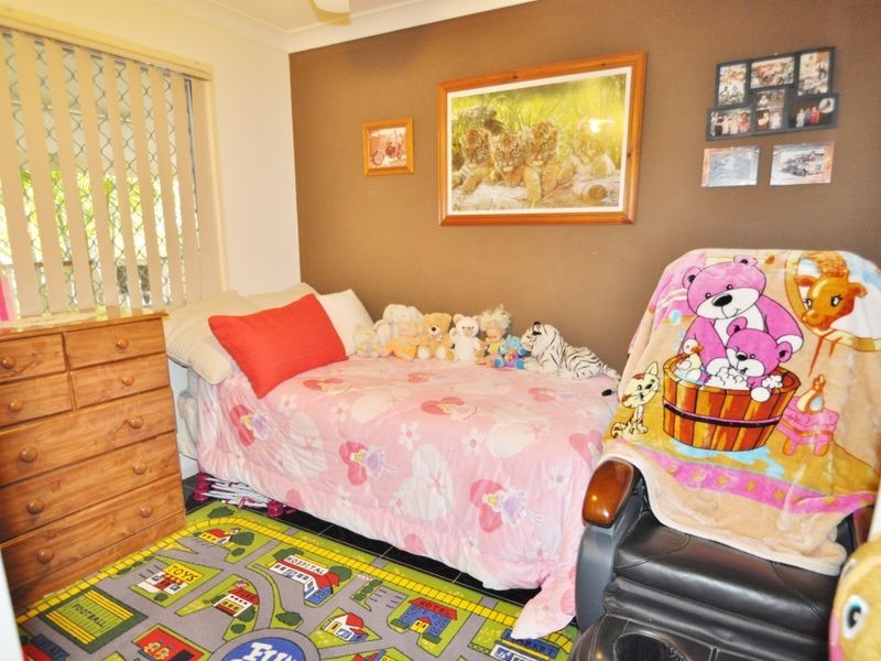 109 Smith Road, Woodridge QLD 4114