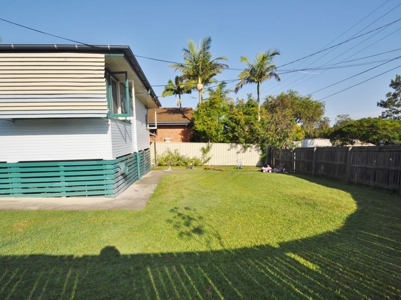 20 Edward Street, Woodridge QLD 4114
