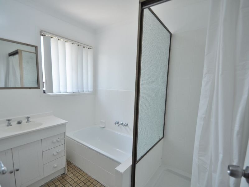 40 Anchusa Street, Kingston QLD 4114