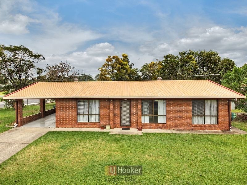 2 Awoonga Street, Marsden QLD 4132