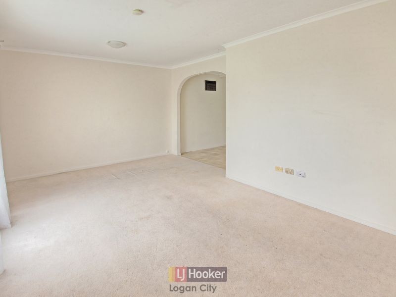 2 Awoonga Street, Marsden QLD 4132