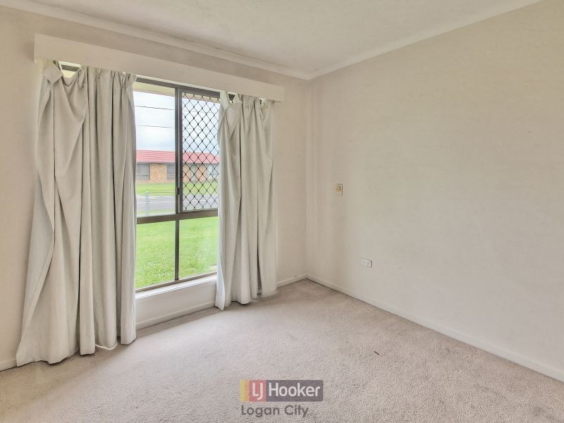 2 Awoonga Street, Marsden QLD 4132