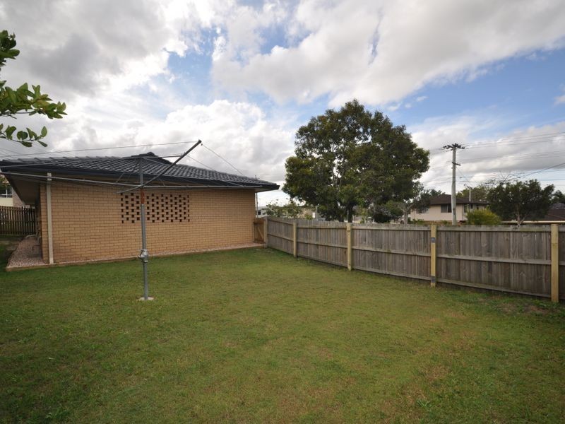 20 Ellen Street, Kingston QLD 4114
