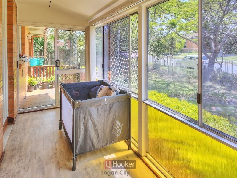 15 Dorothy Street, Woodridge QLD 4114