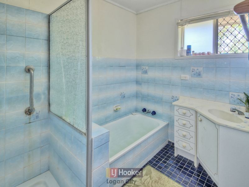 15 Dorothy Street, Woodridge QLD 4114