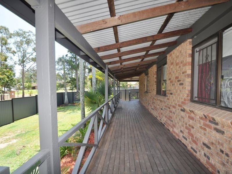 9-11 Alexander Street, Woodridge QLD 4114