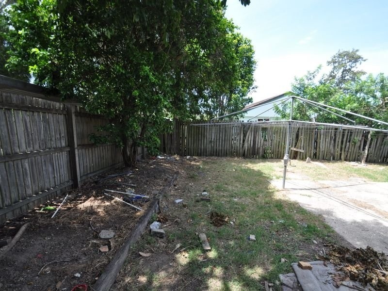 26 Yugumbri Crescent, Logan Central QLD 4114