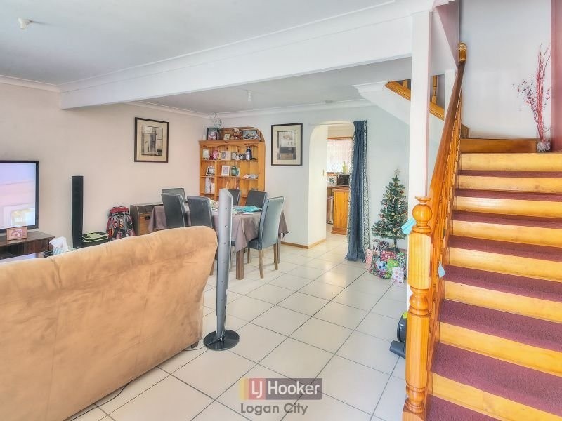 2/33 Bruce Road, Woodridge QLD 4114
