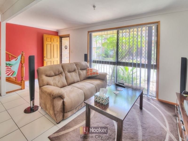 2/33 Bruce Road, Woodridge QLD 4114
