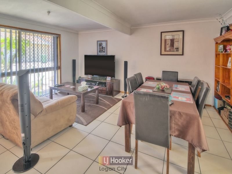 2/33 Bruce Road, Woodridge QLD 4114