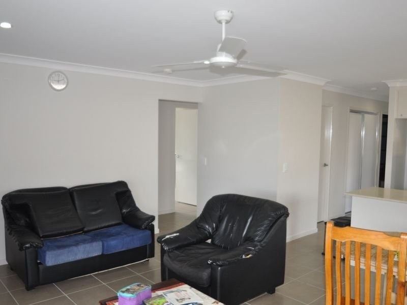 18 Cobblestone Avenue, Logan Reserve QLD 4133