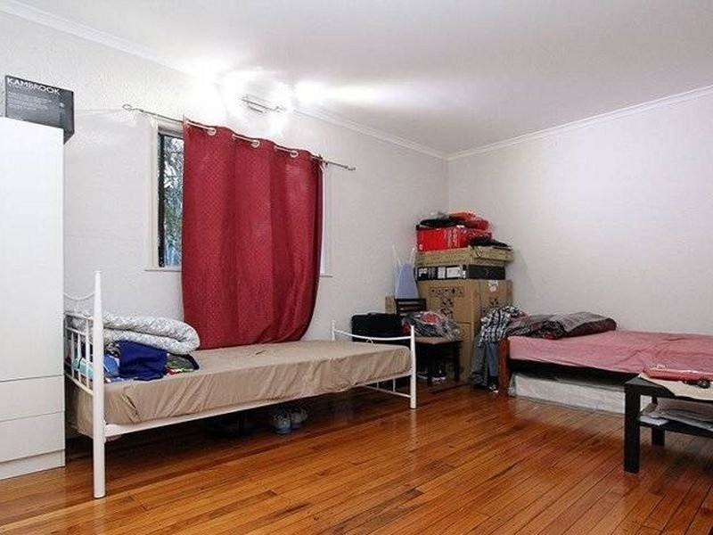 9 Muller Road, Woodridge QLD 4114