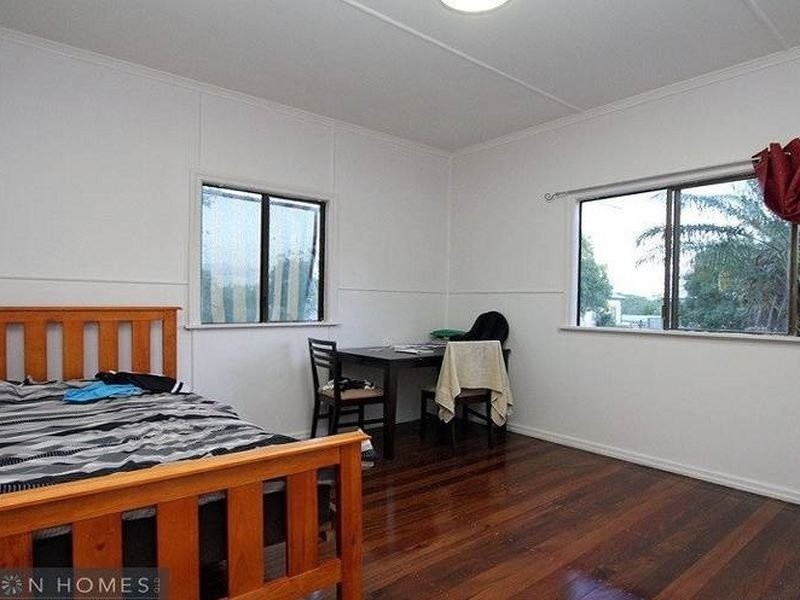 9 Muller Road, Woodridge QLD 4114