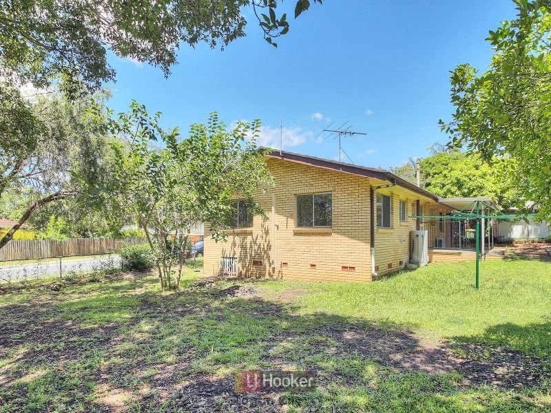 16 Clare Road, Kingston QLD 4114