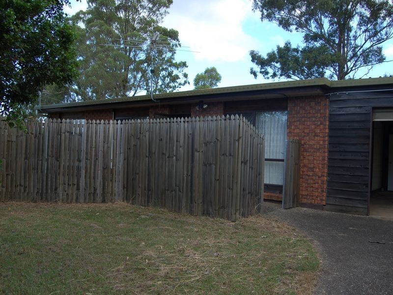 153 Aquarius Drive, Kingston QLD 4114