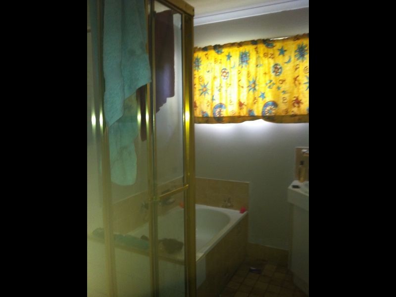 153 Aquarius Drive, Kingston QLD 4114