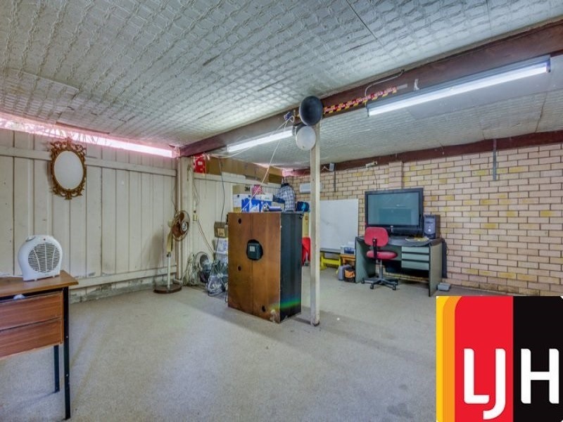 4 Kyloe Ct, Kingston QLD 4114