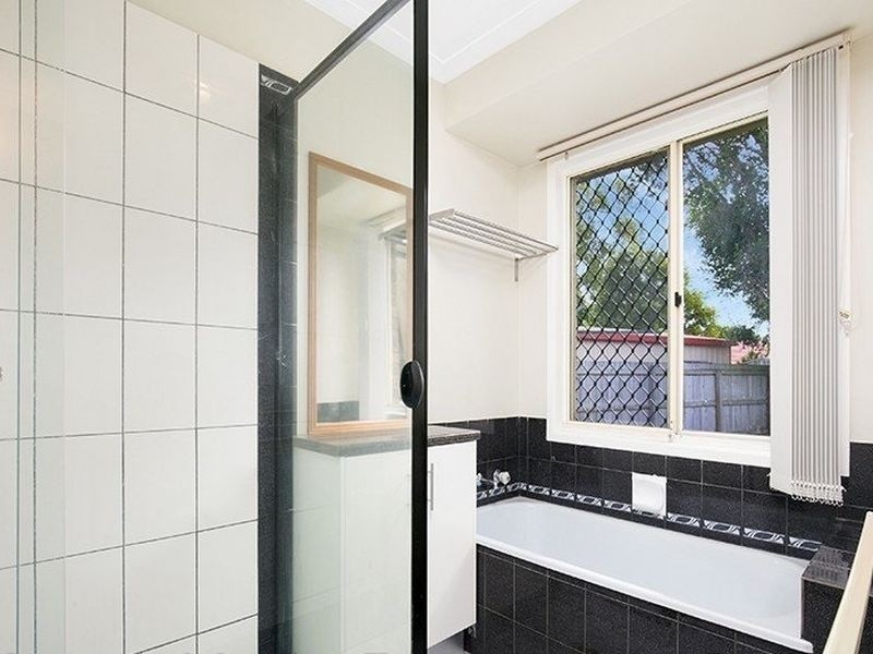 90 Forestwood Street, Crestmead QLD 4132