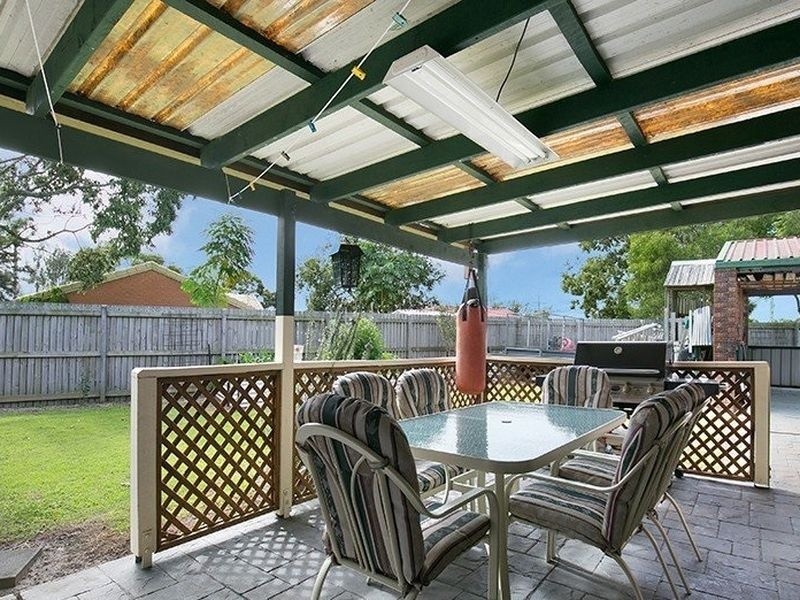 90 Forestwood Street, Crestmead QLD 4132