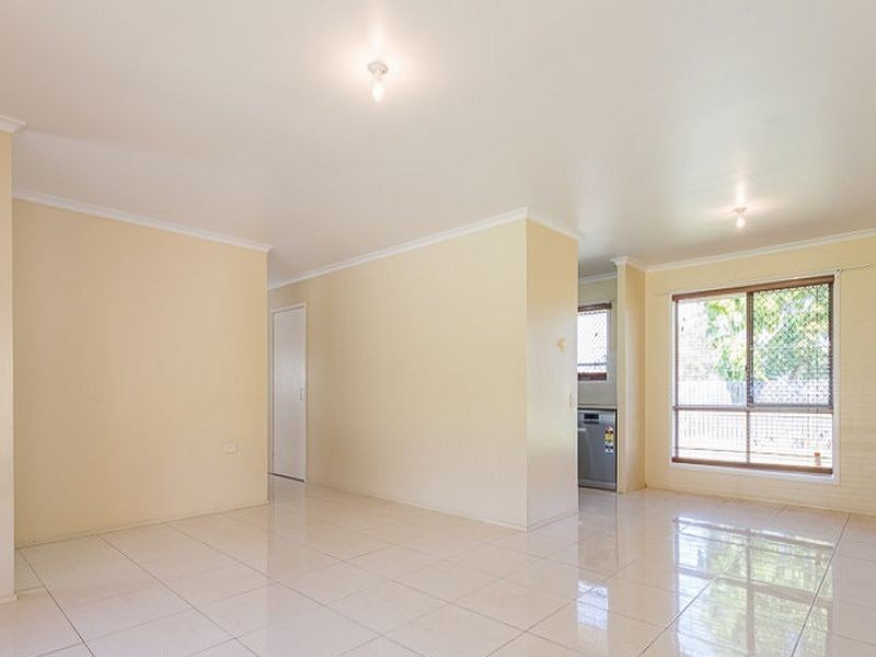 10 Shiraz Court, Kingston QLD 4114