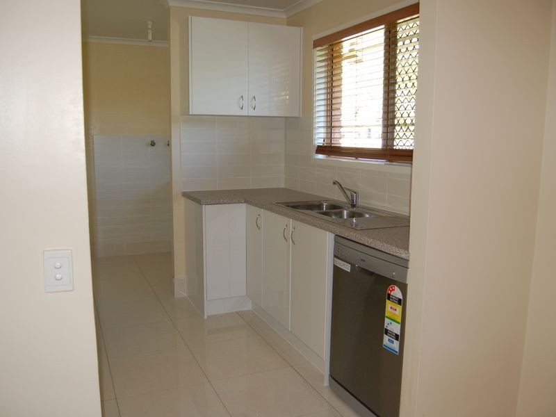 10 Shiraz Court, Kingston QLD 4114