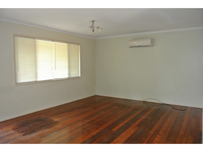 1 Balmoral Street, Slacks Creek QLD 4127