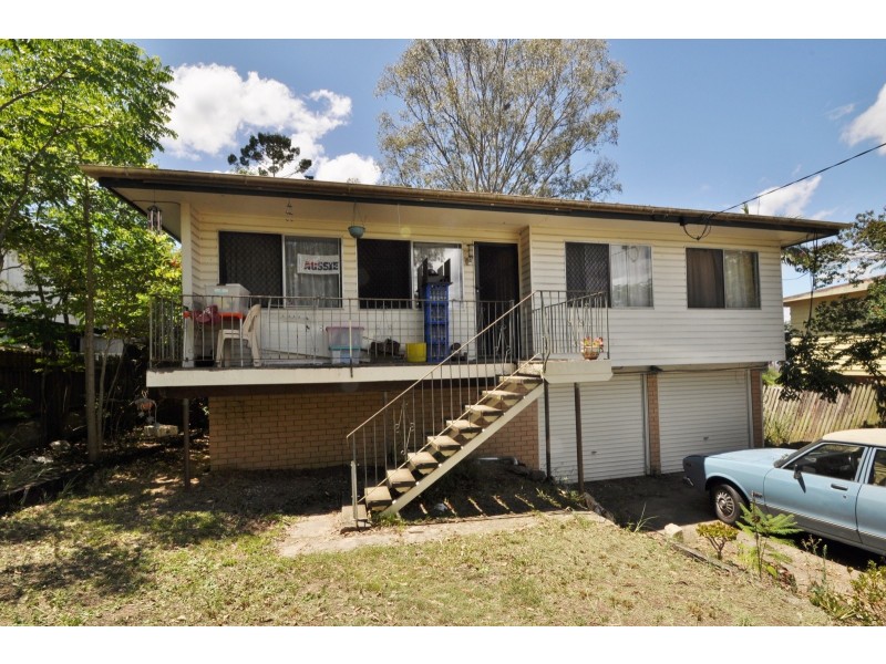 8 Palm Avenue, Kingston QLD 4114