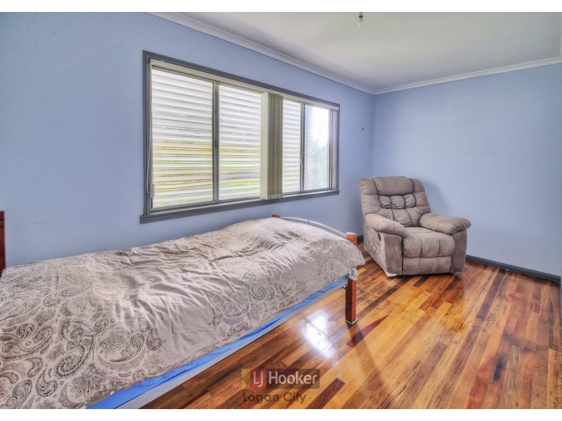 2 Waratah Street, Woodridge QLD 4114